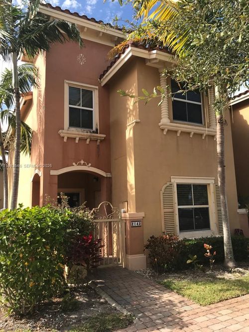 2142 Siena Way, Hollywood, FL, 33021 | Card Image