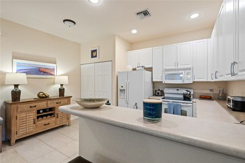 2611 Stockbridge Square Sw, Vero Beach, FL, 32962 | Card Image