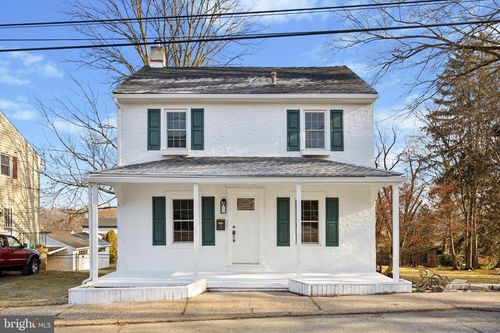 37 Central Ave, SPRING CITY, PA, 19475-1822 | Card Image