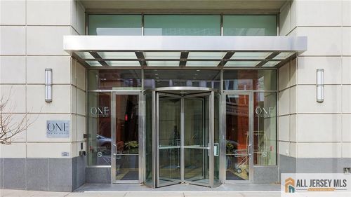 apt-1102-1 Spring St, New Brunswick, NJ, 08901-2280 | Card Image