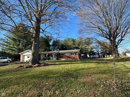 144 W Sycamore Ln, Rushville, IN, 46173-7333 | Card Image