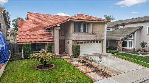 46 Christamon W, Irvine, CA, 92620-1835 | Card Image