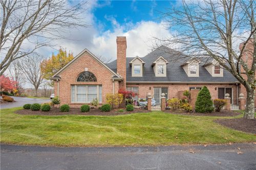 401 Appleridge Ct, Adams Twp, PA, 15044 | Card Image