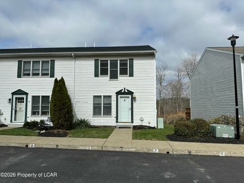 7 Richard Dr, Dallas, PA, 18612-1324 | Card Image