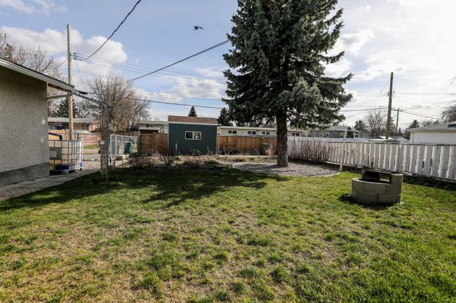 2714 6 A Avenue N, Home with 4 bedrooms, 2 bathrooms and 3 parking in Lethbridge AB | Image 28