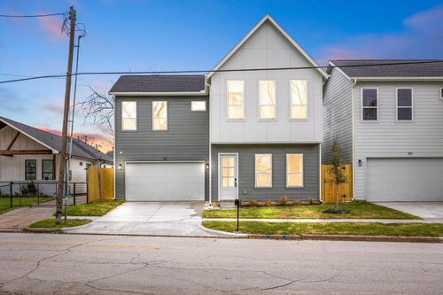 747 Dumble St, Houston, TX, 77023-1315 | Card Image