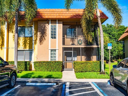 106-435 Lakeview Dr, Weston, FL, 33326-2447 | Card Image