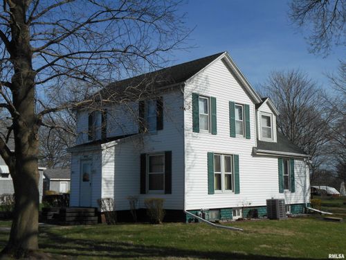 401 E Woods St, Avon, IL, 61415-9140 | Card Image