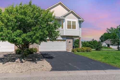 9742 Saint Andrews Dr, Elko New Market, MN, 55020-9630 | Card Image