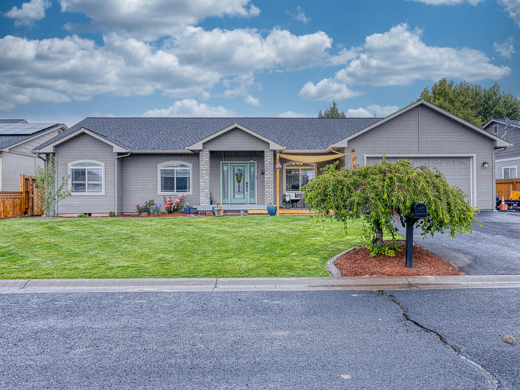 Ventura Dr, Klamath Falls, OR 97603