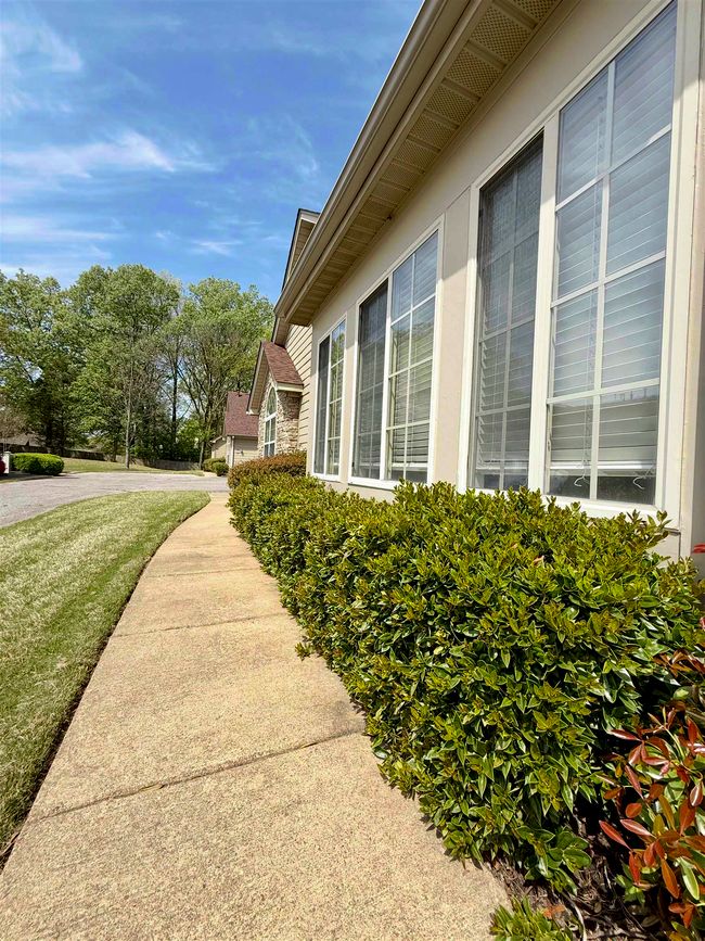 1655 W Southfield Cir, Condo with 2 bedrooms, 2 bathrooms and null parking in Cordova TN | Image 28
