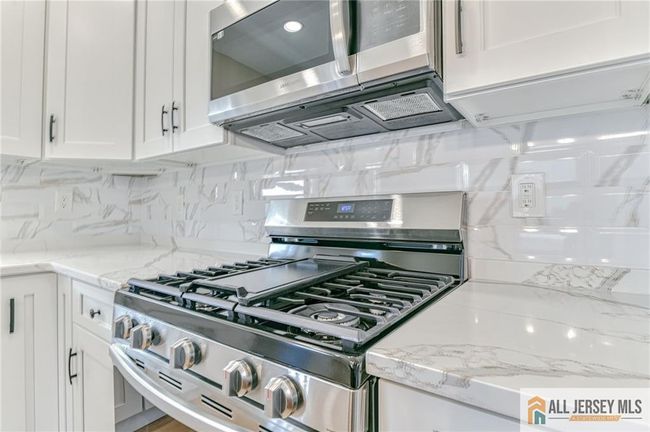 32 Campbell Ave, House other with 5 bedrooms, 3 bathrooms and null parking in Edison NJ | Image 17