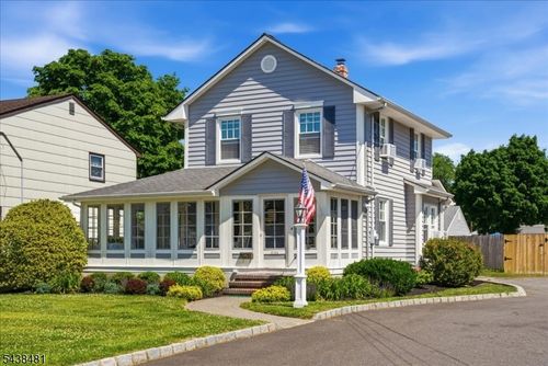2104 Westfield Ave, Scotch Plains, NJ, 07076-1814 | Card Image