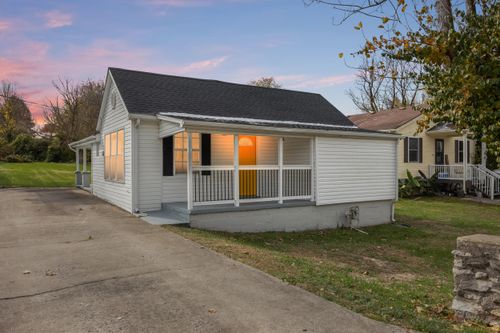 195 Kaye St, Berea, KY, 40403-1439 | Card Image