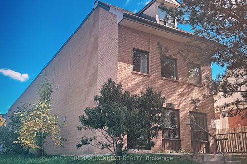 303-4872 Valley Way, Niagara Falls, ON, L2E1W3 | Card Image