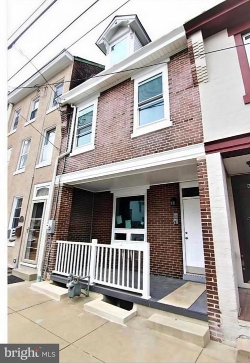 333 E Hector St, CONSHOHOCKEN, PA, 19428-1916 | Card Image