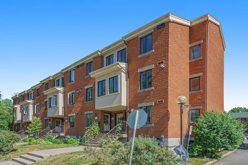 1174 Blasdell Ave, Ottawa, ON, K1K4H5 | Card Image