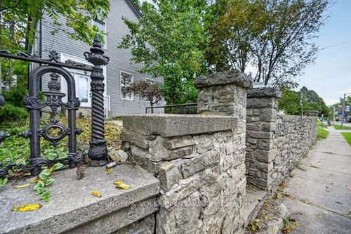 716 King St W, Prescott, ON, K0E1T0 | Card Image