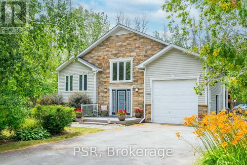 1694 Edgewood Ave, Innisfil, ON, L9S4M3 | Card Image