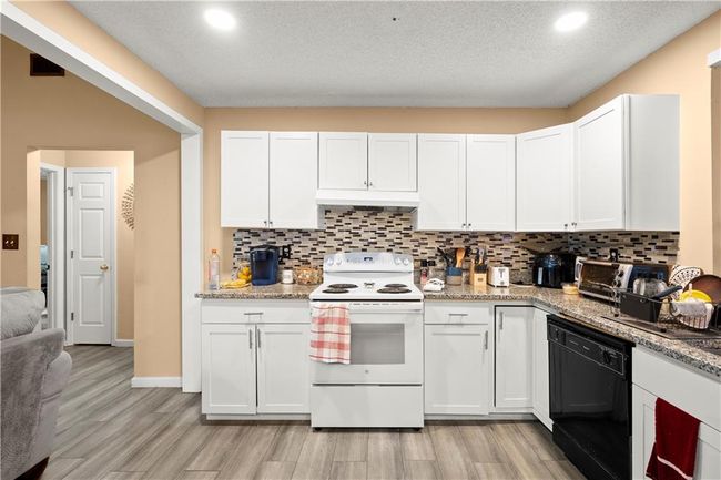 7030 Kingston Ln, House other with 3 bedrooms, 2 bathrooms and null parking in Mcdonough GA | Image 12
