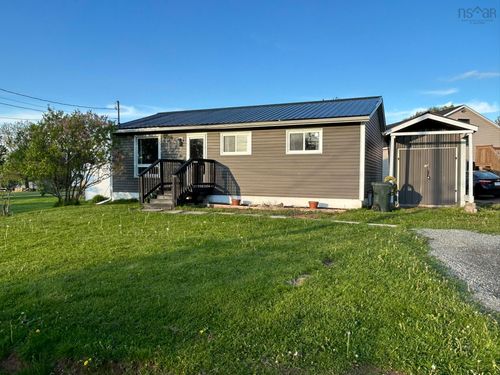 23 Snowden Avenue, Amherst, NS, B4H2N1 | Card Image