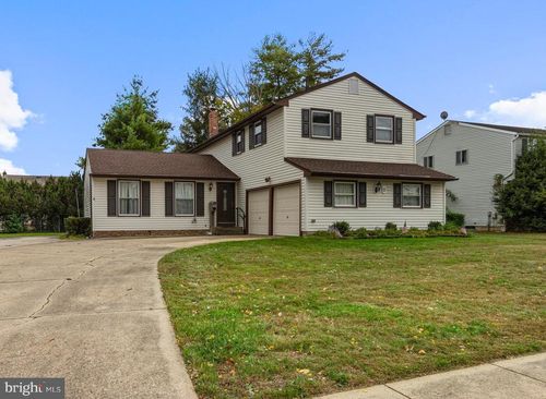 16 Gatehouse Ln, Cherry Hill, NJ, 08003-1207 | Card Image