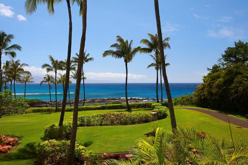 2202-1 Bay Dr, Lahaina, HI, 96761-9035 | Card Image