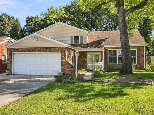312 Earl Ave, Joliet, IL, 60436-1421 | Card Image
