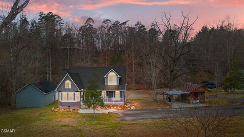 1853 Bluff Mountain Rd, Sevierville, TN, 37876-7333 | Card Image
