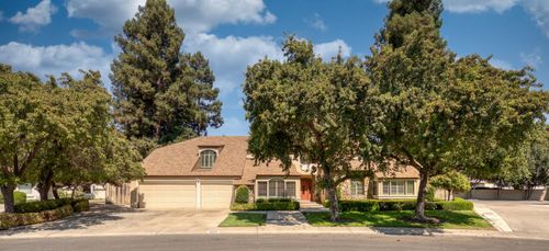 925 Scenic Ct, Modesto, CA, 95355-4659 | Card Image