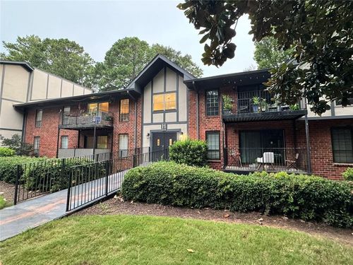 h-31-6851 Roswell Rd Ne, Sandy Springs, GA, 30328 | Card Image