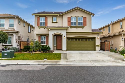 425 Epic St, Vacaville, CA, 95688-8867 | Card Image