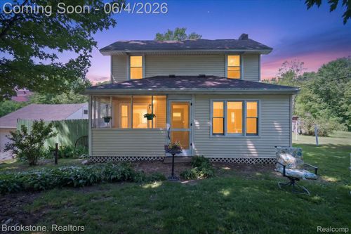 9455 Andersonville Rd, Clarkston, MI, 48346-1813 | Card Image