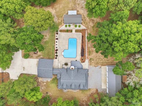 2629 Wallace Lake Rd, Pace, FL, 32571-9129 | Card Image