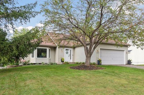 1078 Overlook Dr, Chaska, MN, 55318-9716 | Card Image