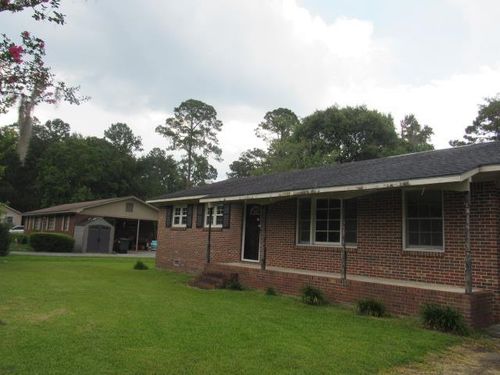 1102 S Berrien St, Nashville, GA, 31639-2624 | Card Image