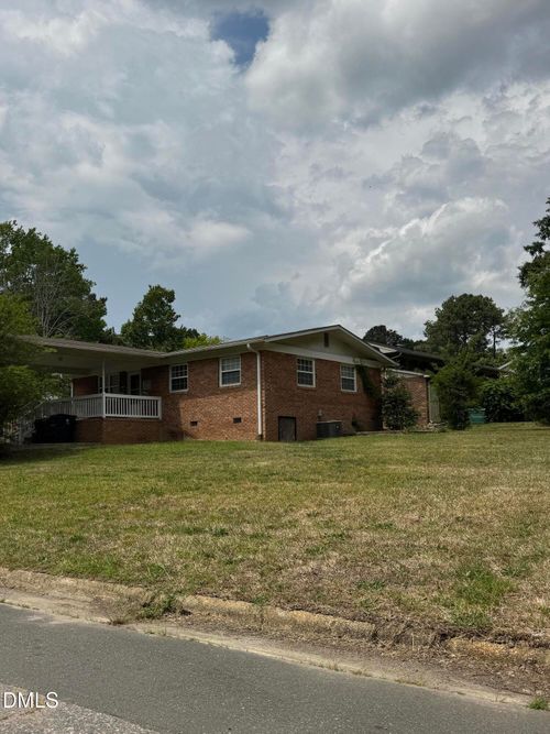 117 Ward Ave, Oxford, NC, 27565-3149 | Card Image