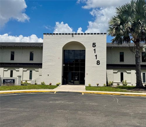 110-5118 N 56th Street, Tampa, FL, 33610 | Card Image
