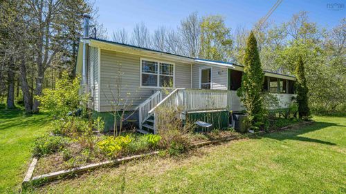 5569 East River West Side Road, Eureka, NS, B0K1B0 | Card Image