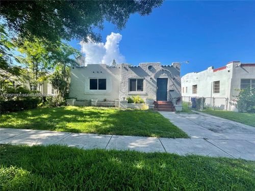 1520 Sw 10th St, MIAMI, FL, 33135-5209 | Card Image