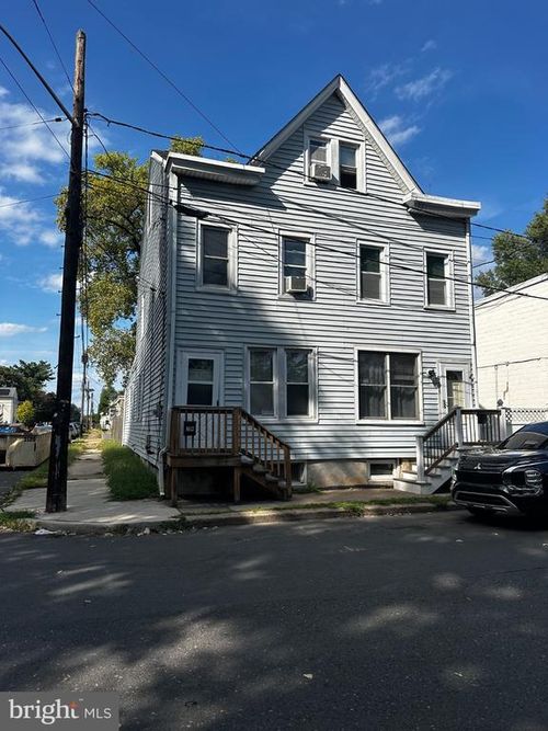 206 Gibbs Ave, Hamilton, NJ, 08611-3218 | Card Image