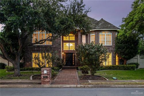 5501 N 1st Ln, Mcallen, TX, 78504-2210 | Card Image