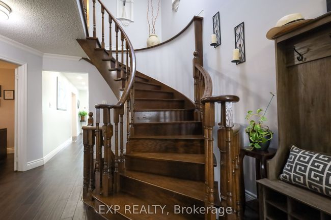 54 Trewartha Cres, House other with 6 bedrooms, 4 bathrooms and 2 parking in Brampton ON | Image 11