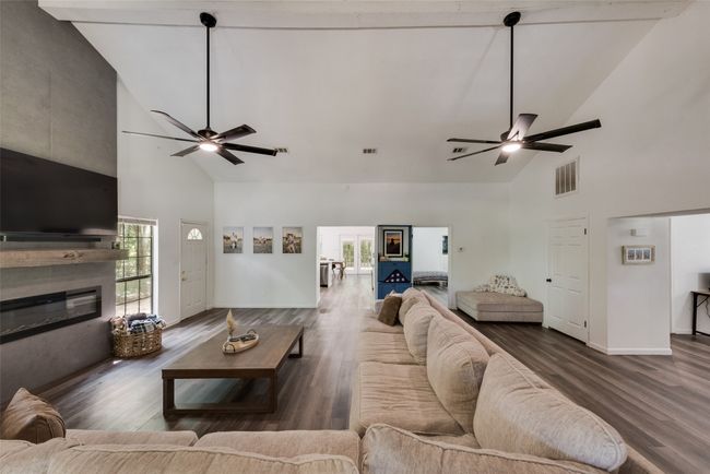 10069 Torama, House other with 3 bedrooms, 2 bathrooms and null parking in Wills Point TX | Image 4