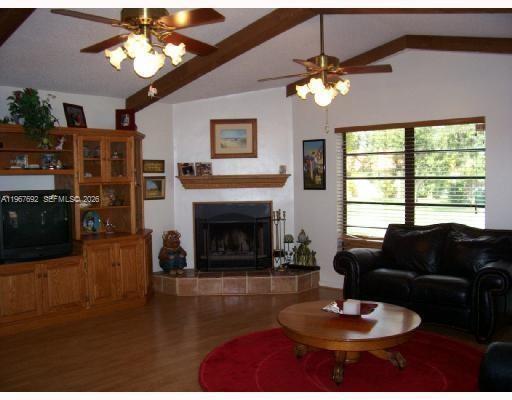 Residential in Plantation 3