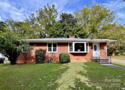 1304 W Horah St, Salisbury, NC, 28144-3922 | Card Image