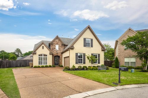 1682 Newton Oak Cv, Memphis, TN, 38117 | Card Image