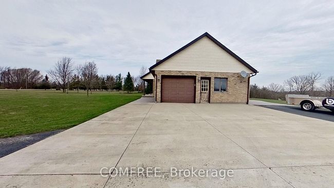 3938 Tile Yard Rd, House other with 3 bedrooms, 1 bathrooms and 6 parking in Petrolia ON | Image 31