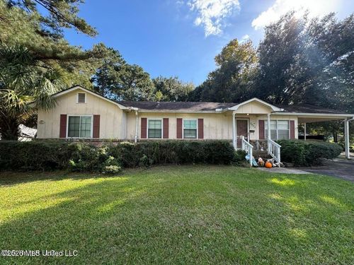 2930 Dantzler St, Moss Point, MS, 39563-2008 | Card Image