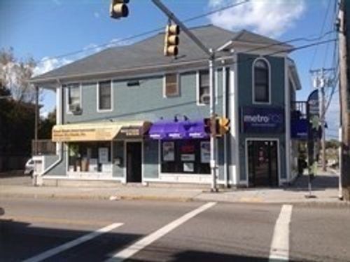 1-1076 Social St, Woonsocket, RI, 02895-1328 | Card Image